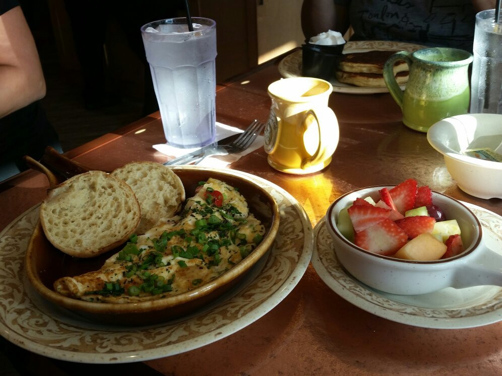 克利尔沃特餐馆和美食-Another Broken Egg Cafe