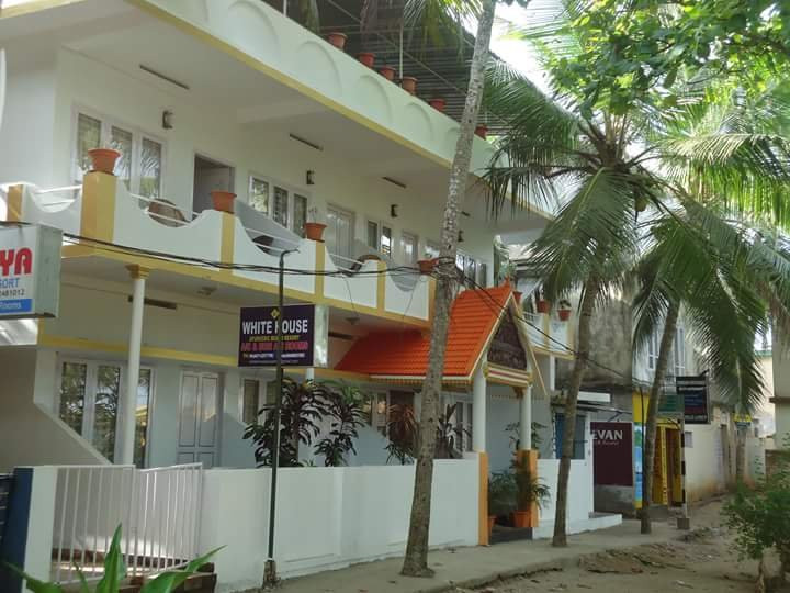 White House Beach Resort主图
