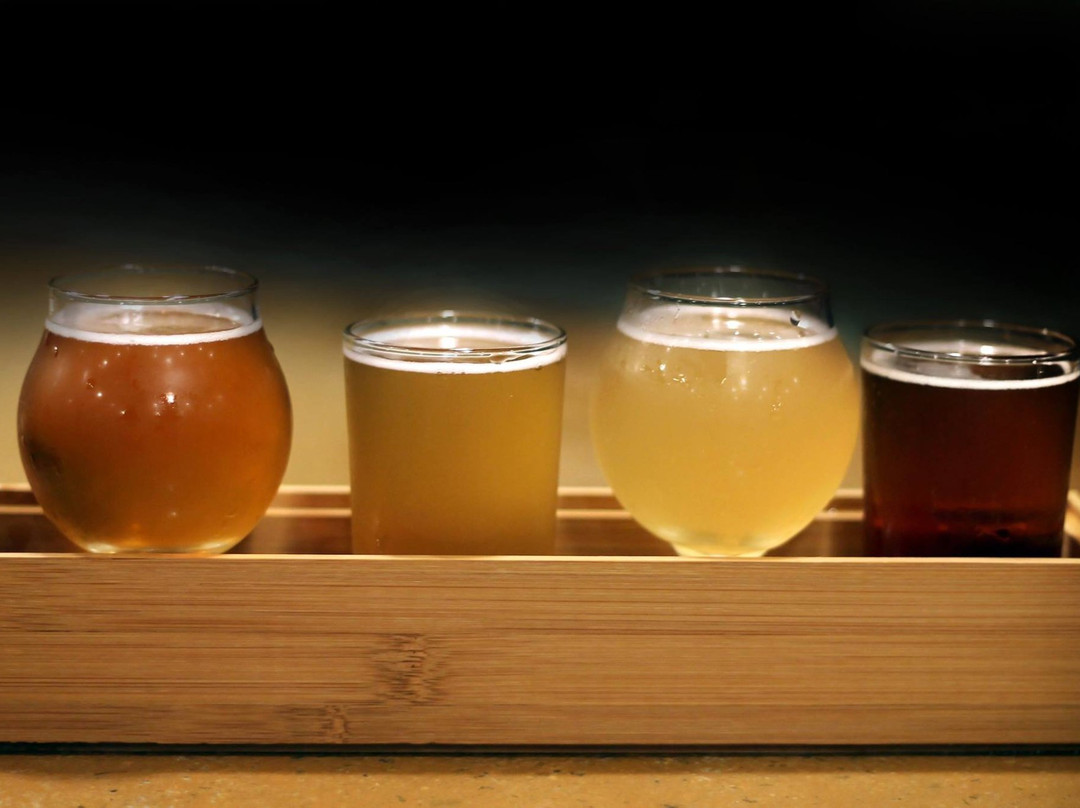 Fainting Goat Brewing Company景点图片
