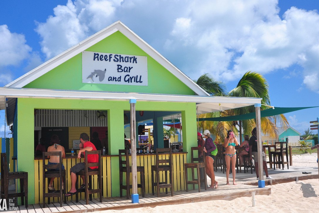 Grand Turk餐馆和美食-Reef Shark Bar & Grill