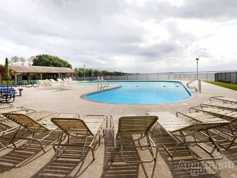 Southern Empress Lakeside Condominiums
