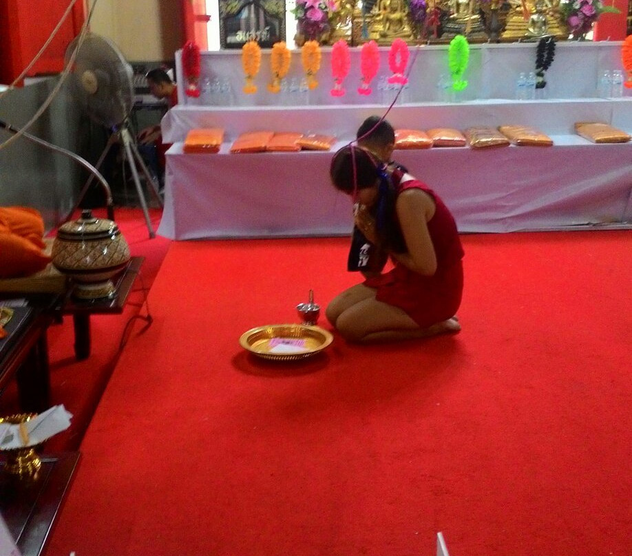 Wat Bua Khwan-暖武里必去景点