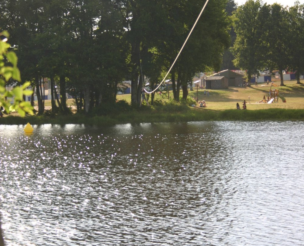 Parc Aventure - Lac de Saint-Pardoux景点图片