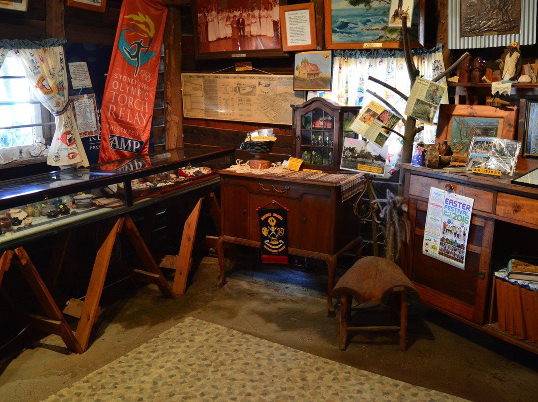 Lightning Ridge Heritage Cottage Hospital Gallery