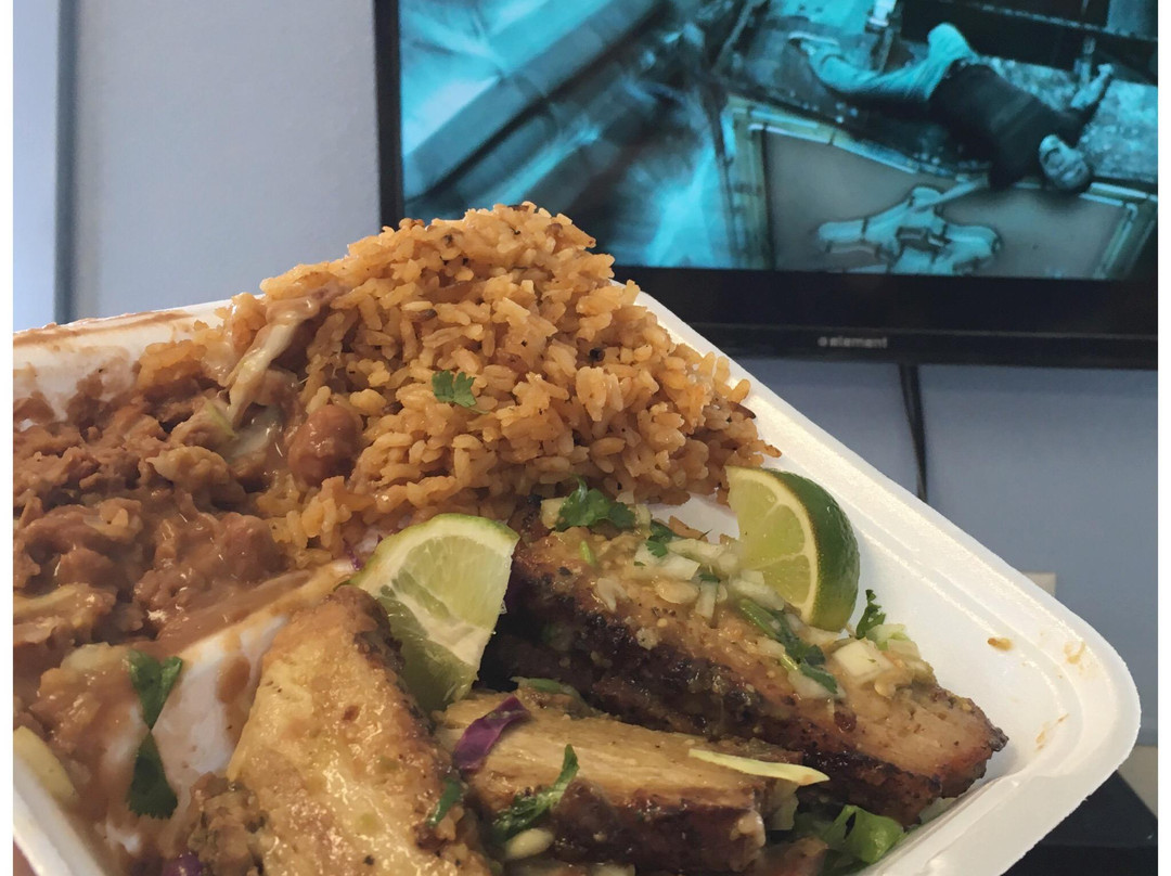 卡胡卢伊餐馆和美食-Acevedo's Hawaicano