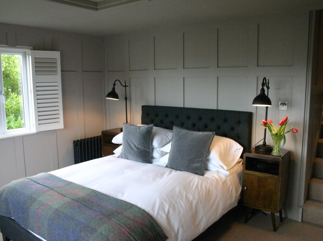 Number Fifty Townhouse Accommodation主图