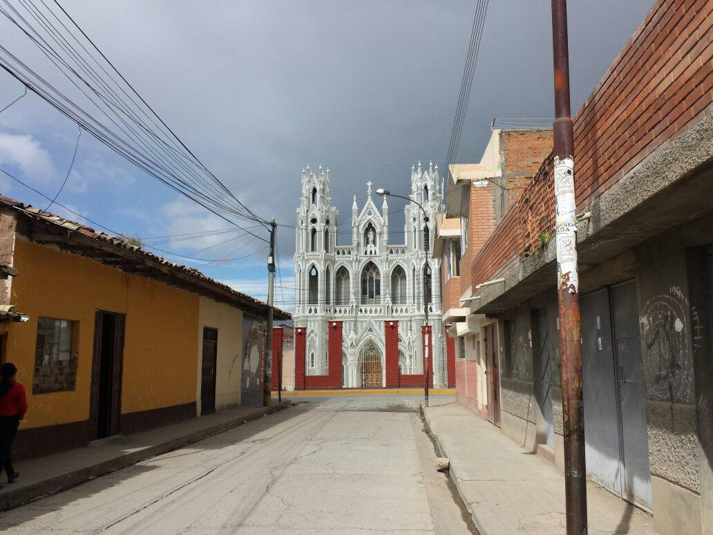 Capilla Cristo Pobre-豪哈必去景点