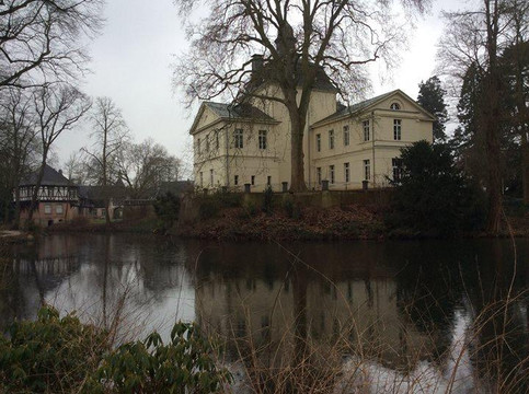 Schloss Eller-杜塞尔多夫必去景点