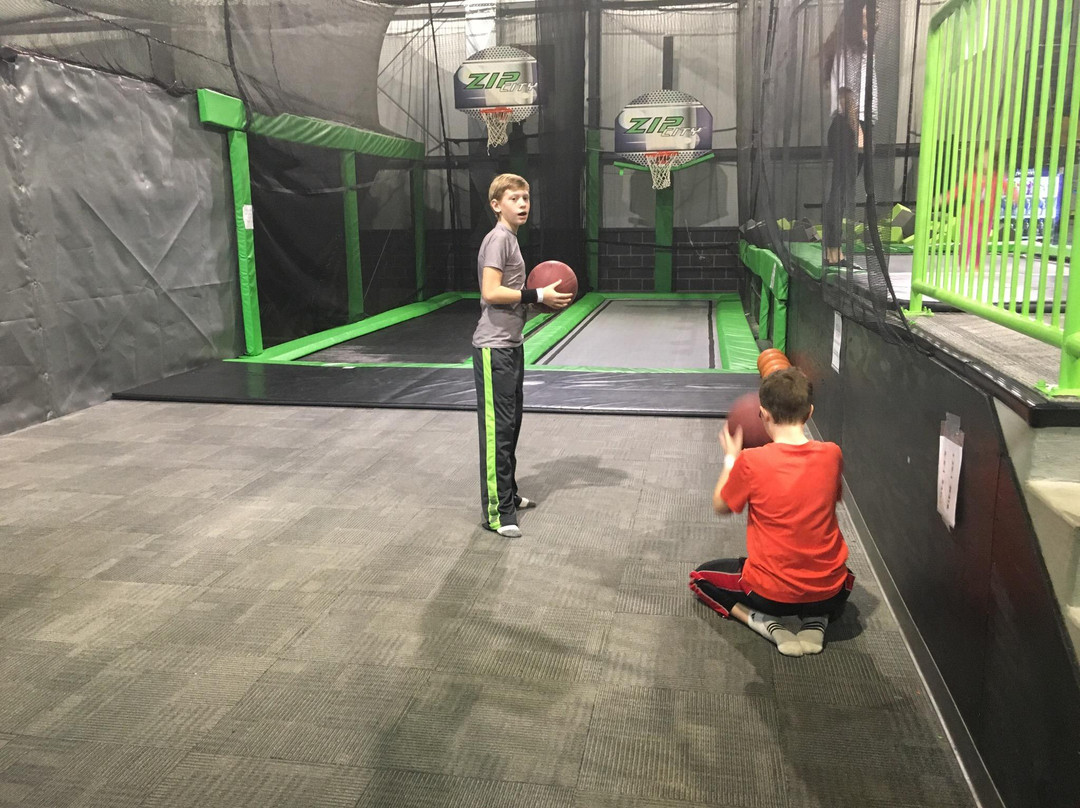 Zip City-Streetsboro必去景点