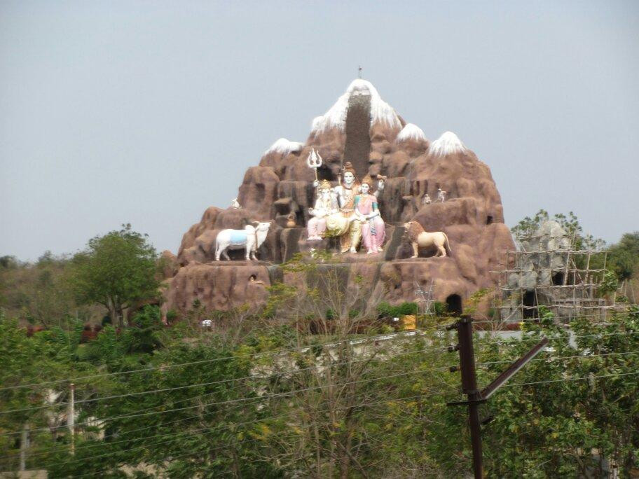 Surabardi Dam景点图片