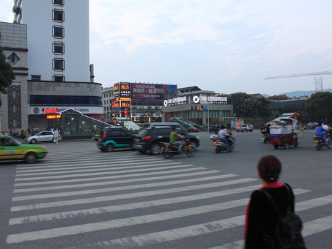 鸽子花国际酒店主图