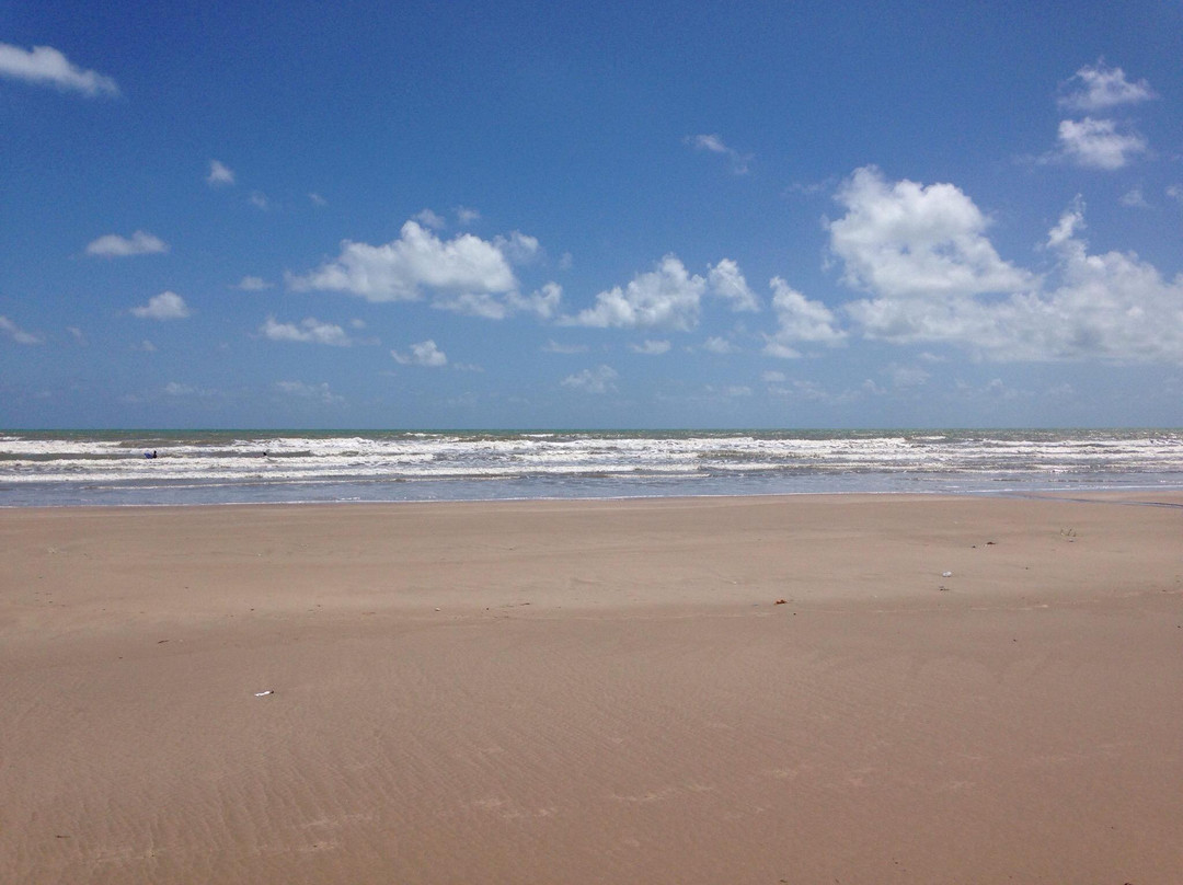 Praia da Ponta de Campina景点图片