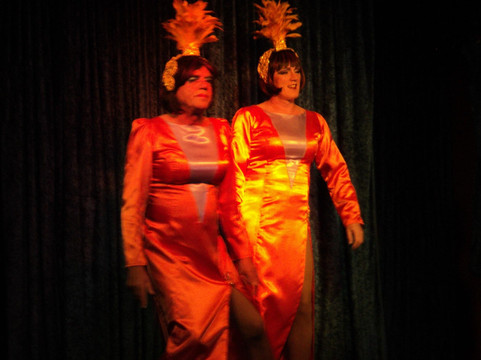 Lively Lady Cabaret Lounge-科斯塔特吉塞必去景点