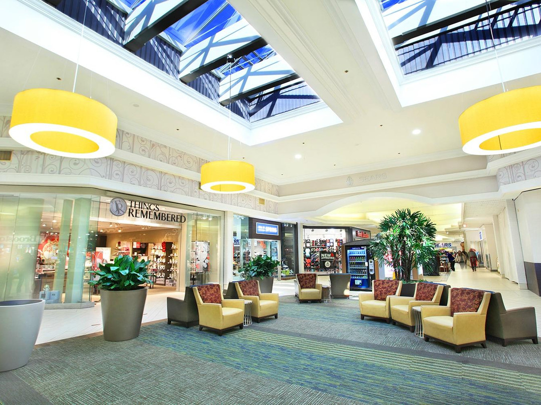 Acadiana Mall景点图片