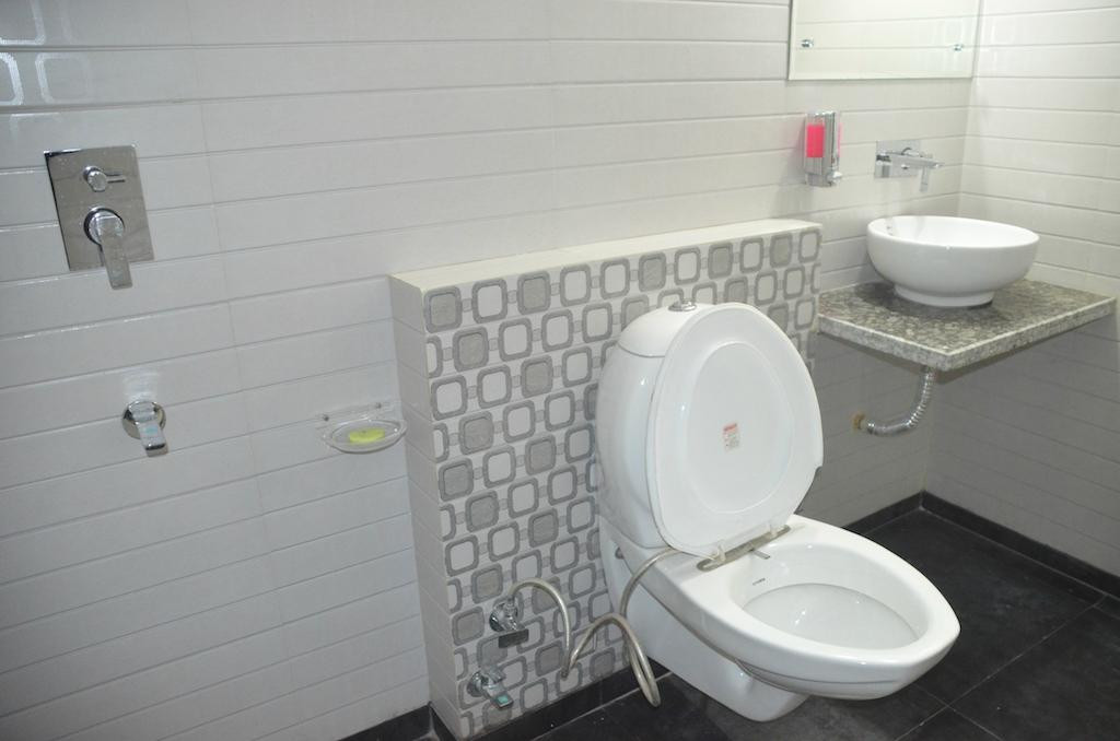 Goel Residency主图