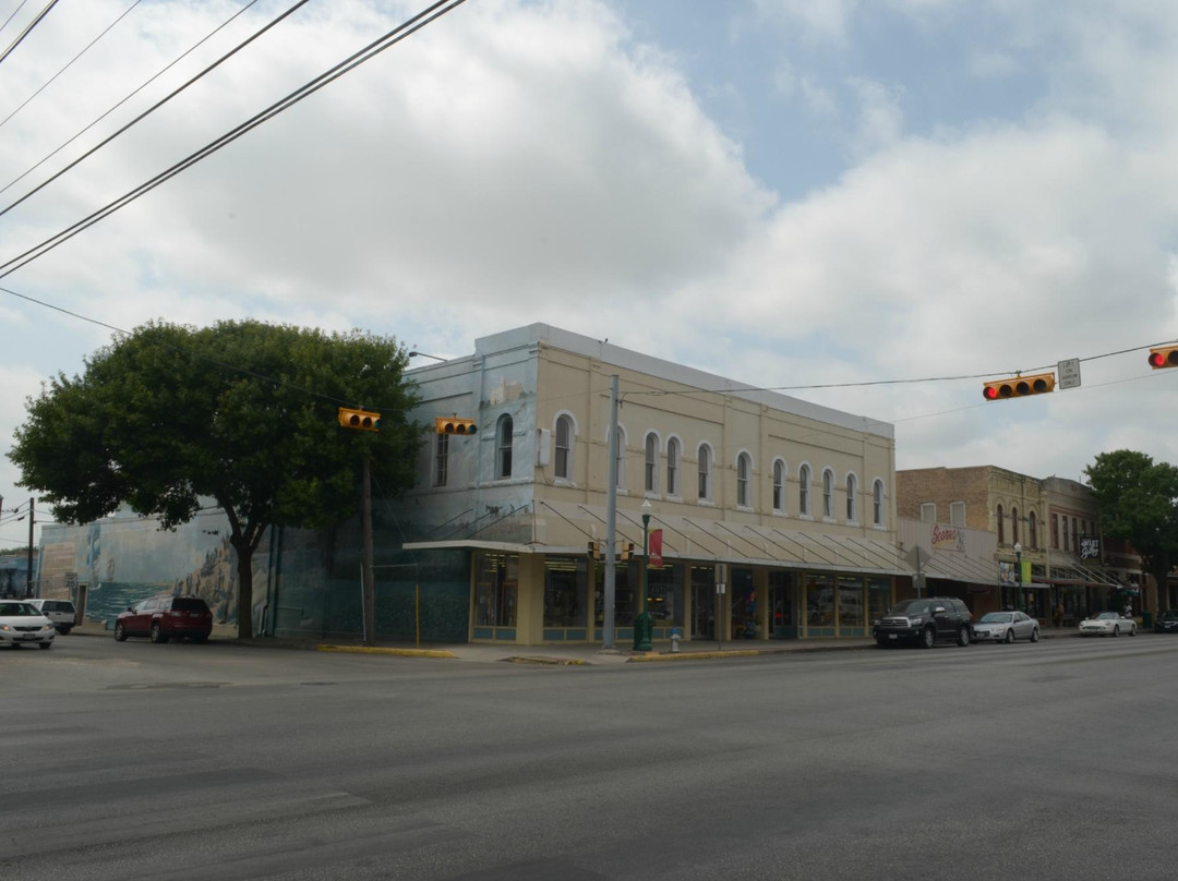 Downtown Antique Mall-新布朗费尔斯必去景点