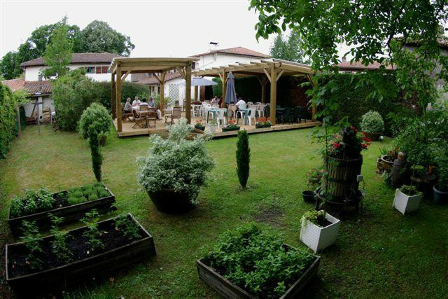 Logis Hôtel Linça主图