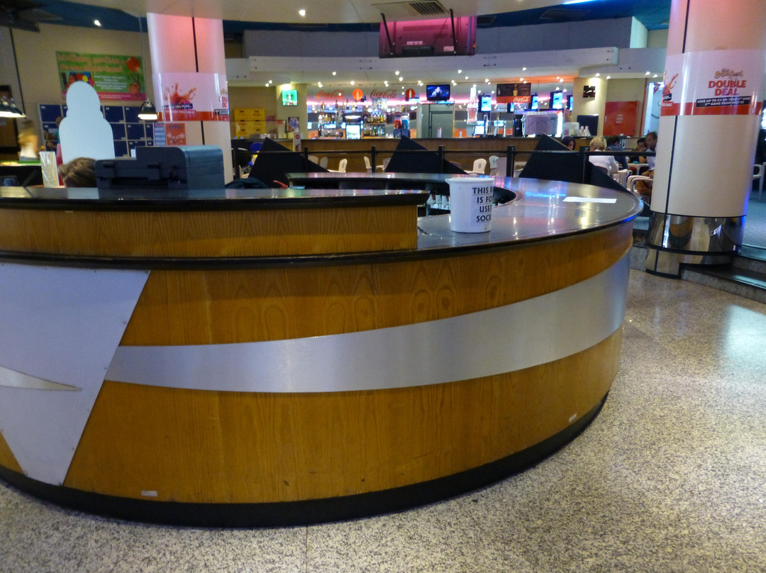 Superbowl-圣朱利安斯必去景点