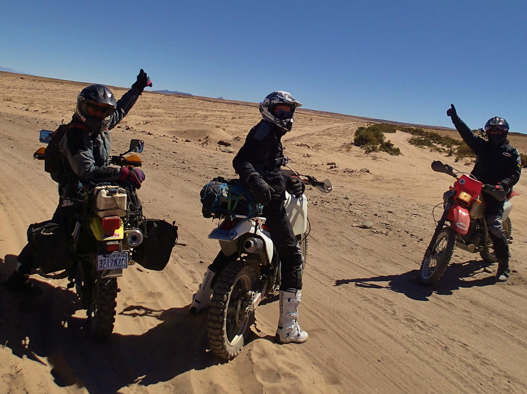 Uyuni Motorcycle Tours景点图片
