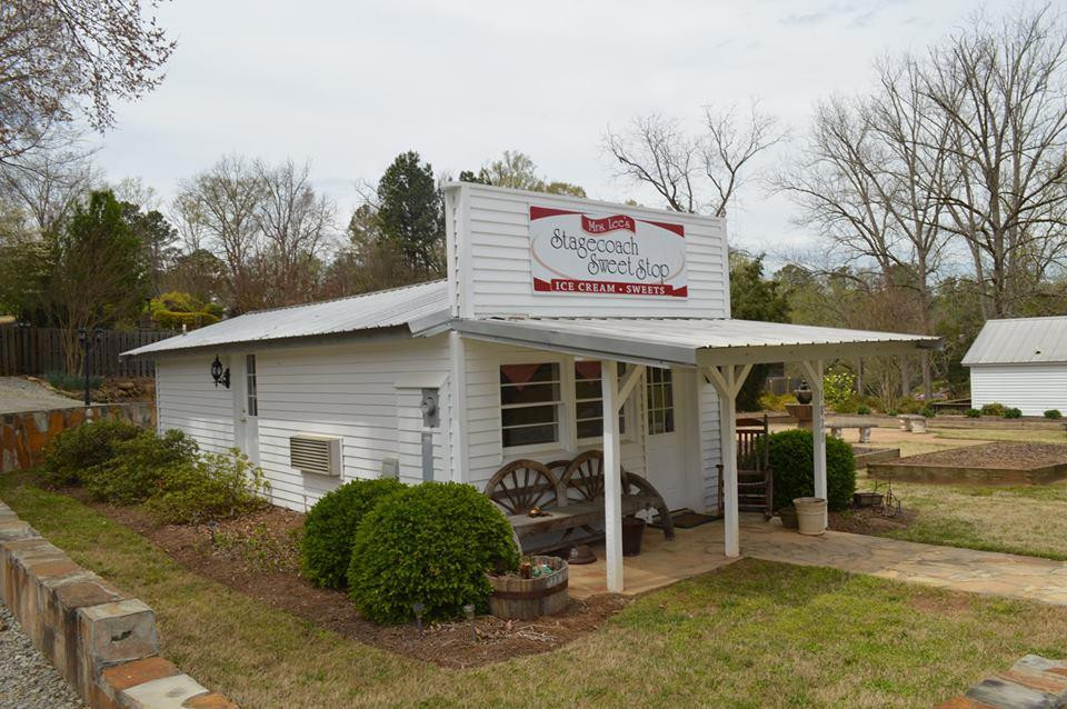 The Village at Indian Springs-Flovilla必去景点