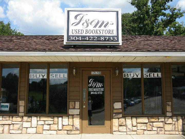 J & M's Used Bookstore-帕克斯堡必去景点