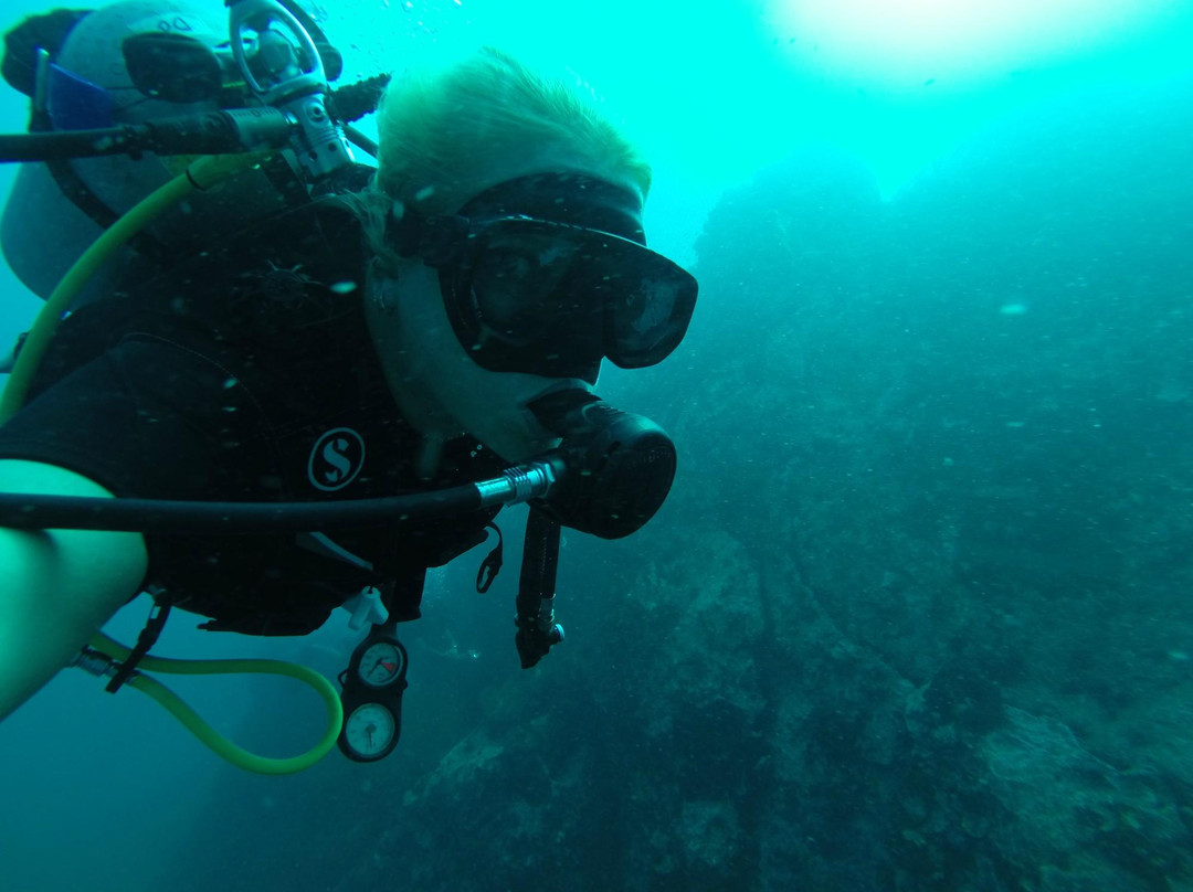 探索潜水中心-波普特必去景点