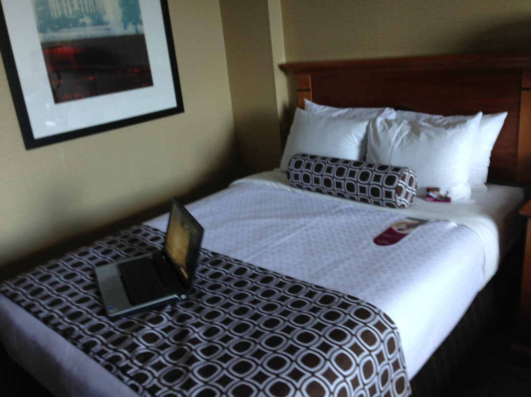 Crowne Plaza 堪萨斯市市区