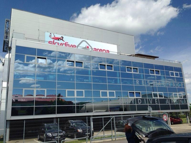 Hurricane Factory Praha-布拉格必去景点