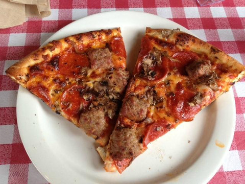 Salvatore's Old Fashioned Pizzeria