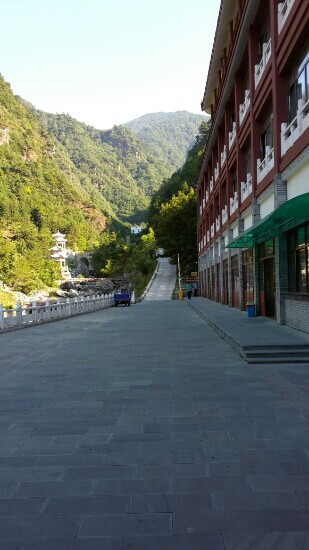 十门峡大酒店主图