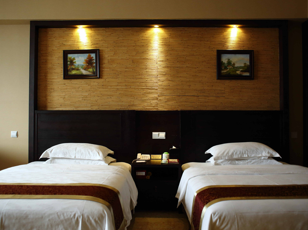 祥瑞湖上大酒店主图