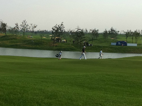 美兰湖高尔夫俱乐部-上海市必去景点