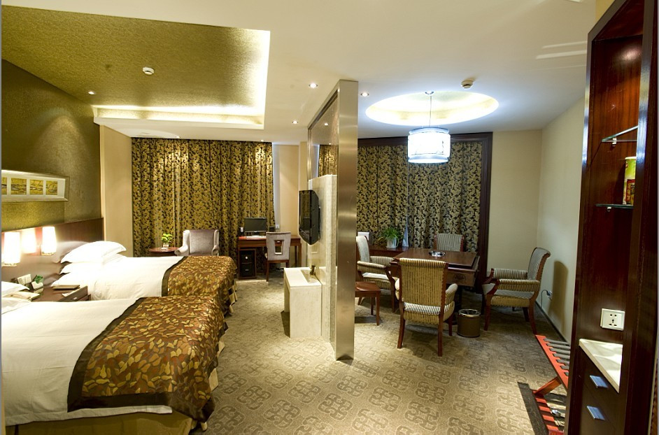 紫金花园大酒店主图