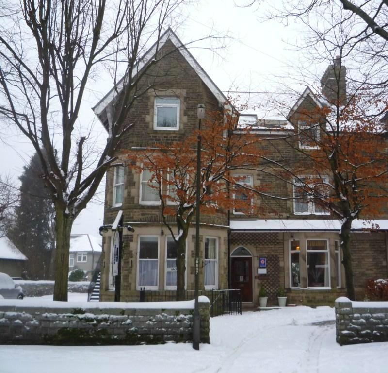 Netherdale Guest House-浴室