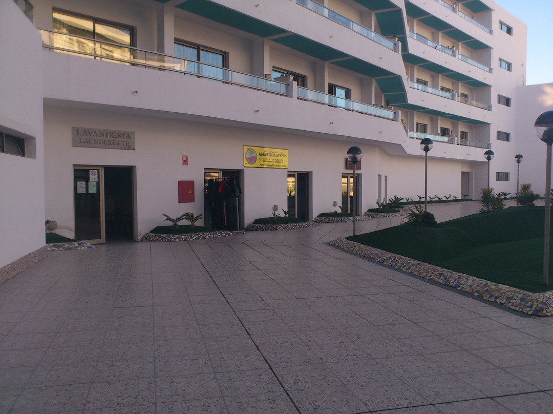 Amarilla Divers-Los Abrigos必去景点