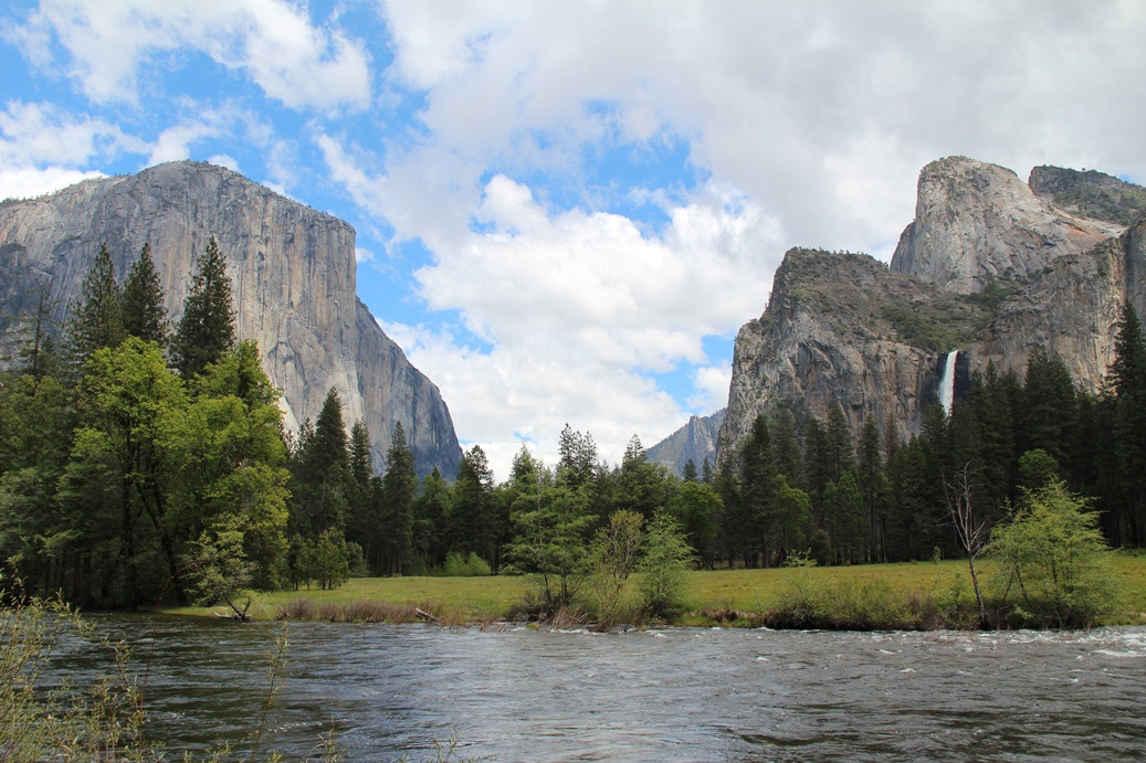 Yosemite Guide Service-格罗夫兰必去景点