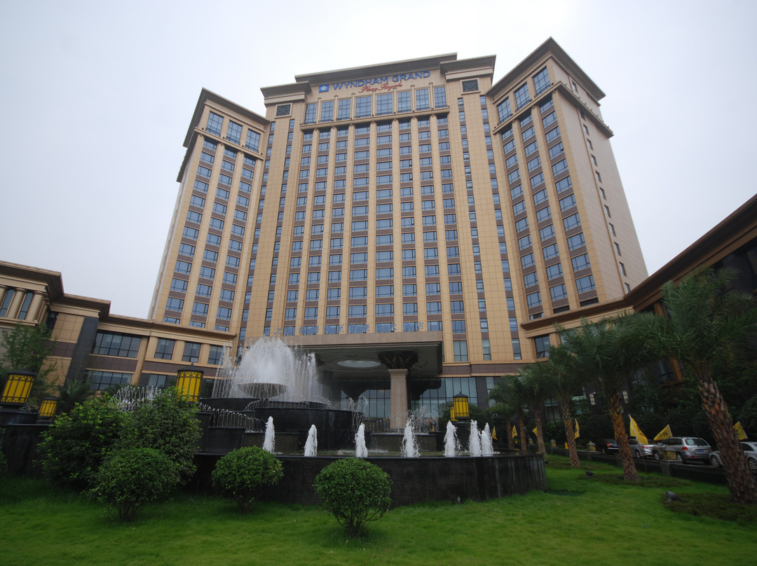 成都宏鼎温德姆至尊豪廷大酒店主图