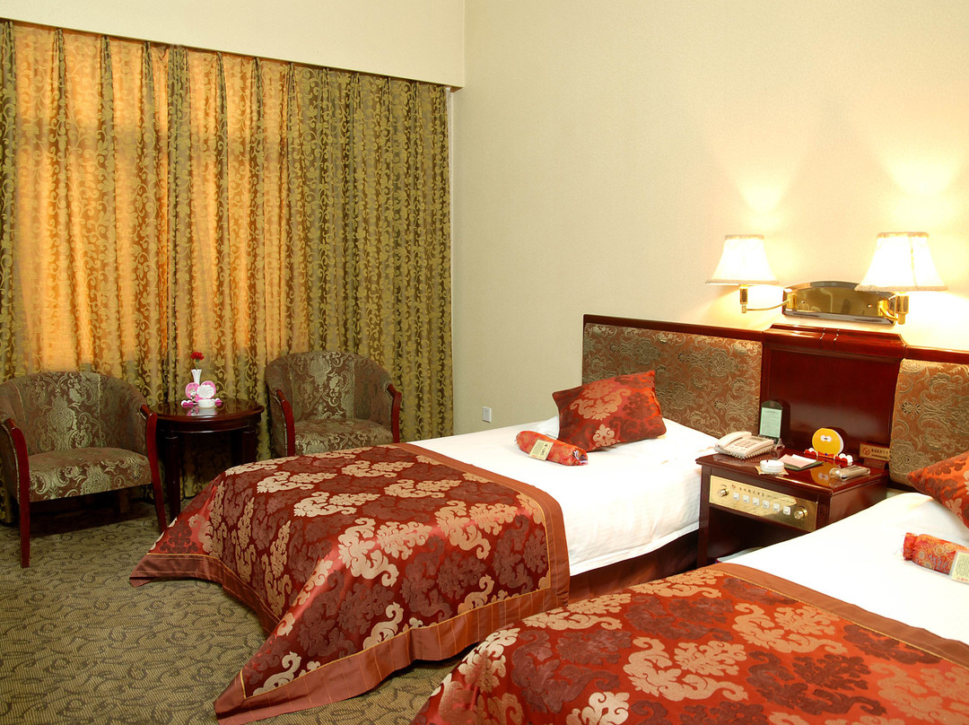 金玫瑰大酒店主图