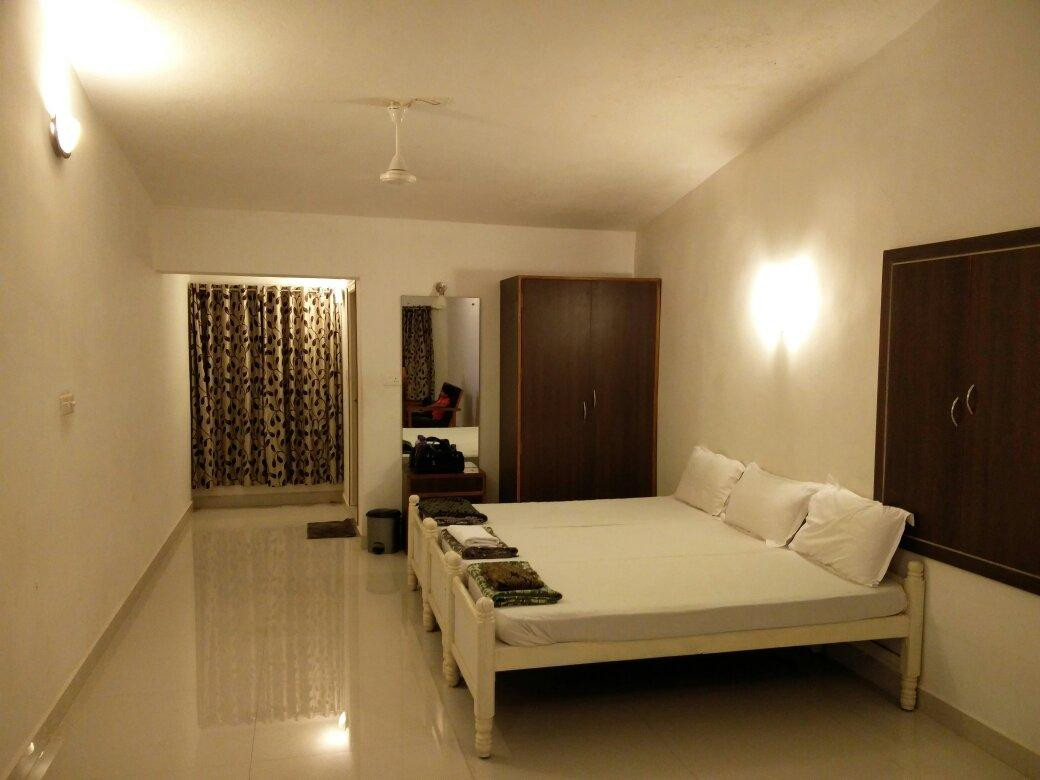 V Sadana Lodge