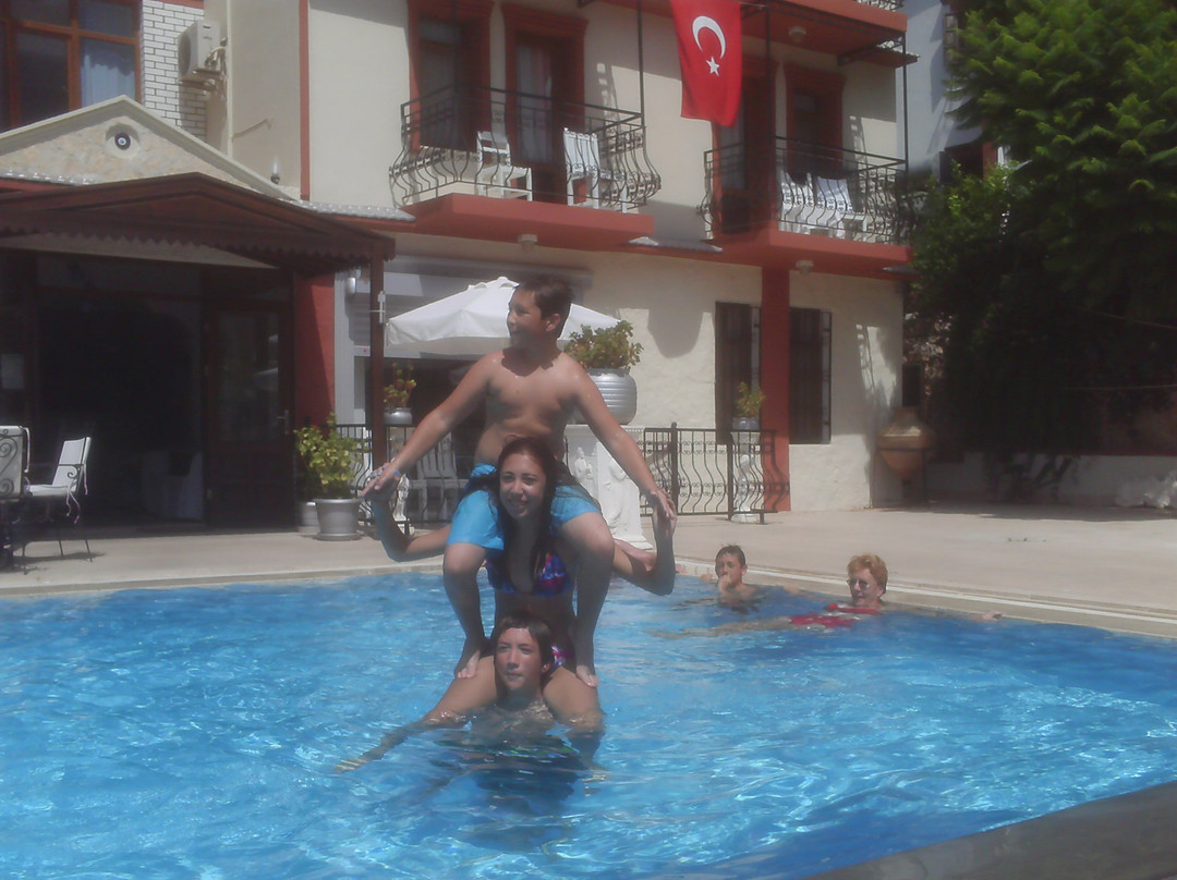 Nur Suites & Hotels主图