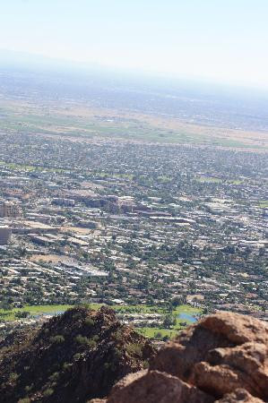 驼背山-凤凰城必去景点
