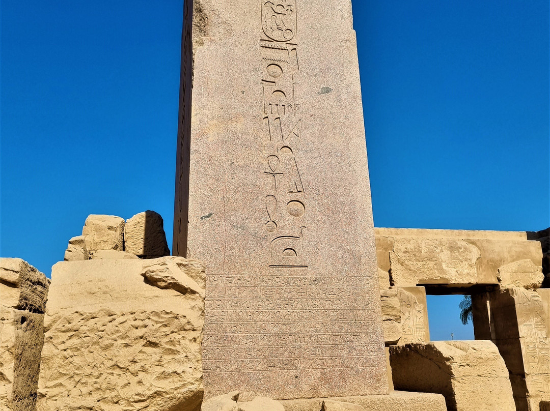 Obelisk of Queen Hapshetsut,-卢克索必去景点