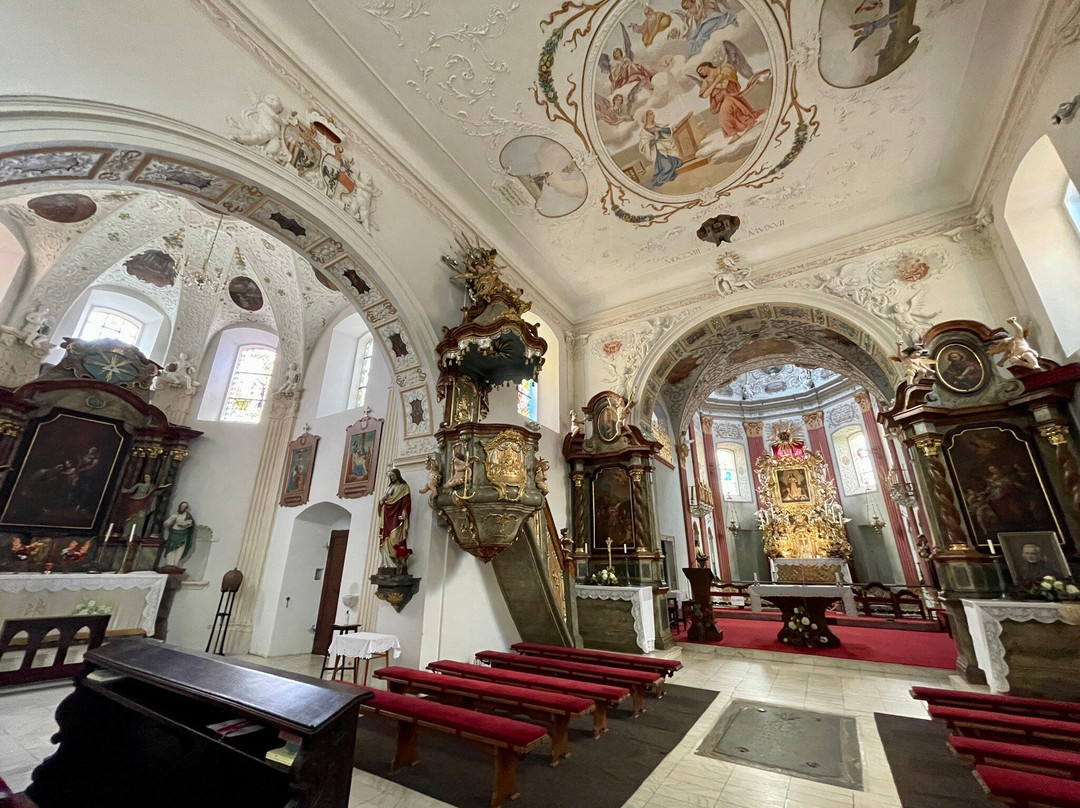 Church of the Blessed Virgin Mary-塔博尔必去景点