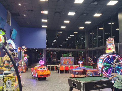 可可中心水上乐园度假酒店主图