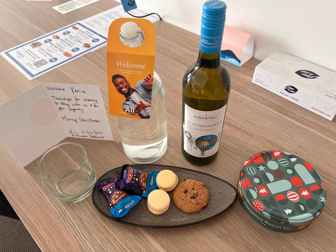 巴鲁斯特品质酒店主图