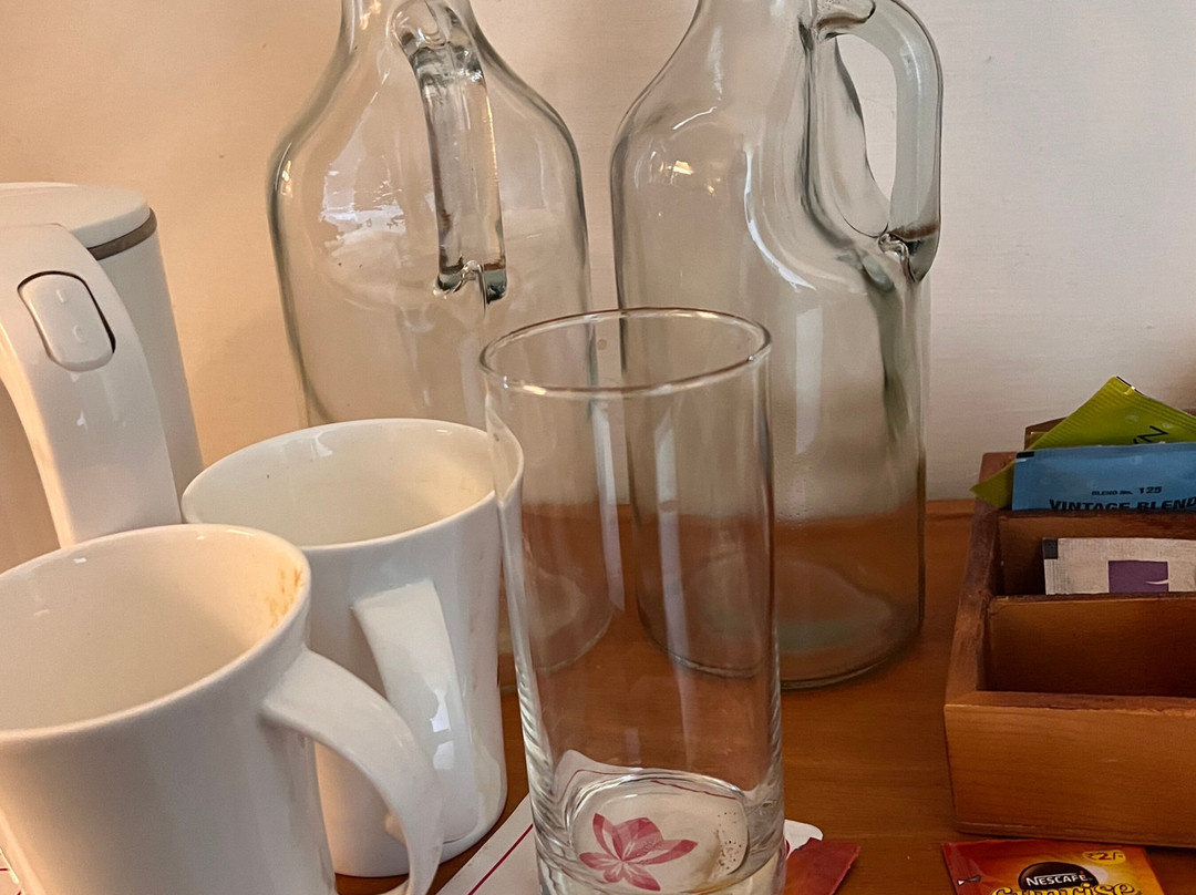 皇家兰花比林达瓦酒店主图