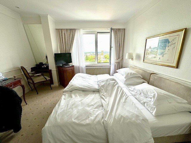 克拉瓦兹大酒店主图