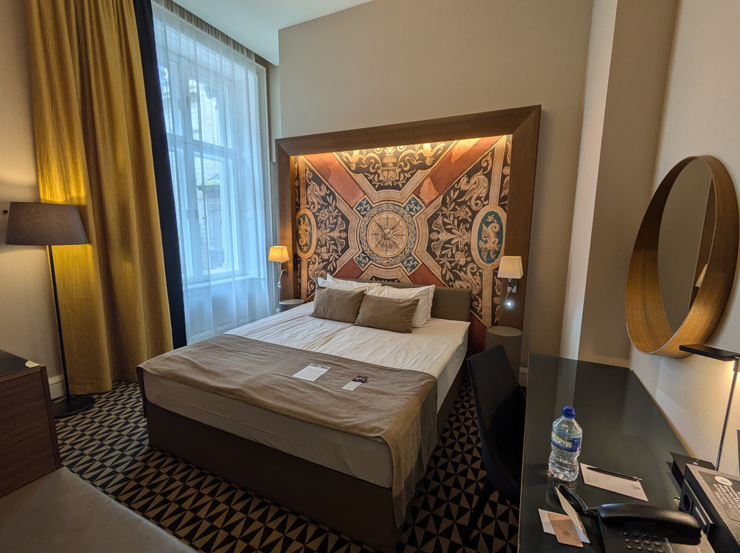 布达佩斯时光酒店主图