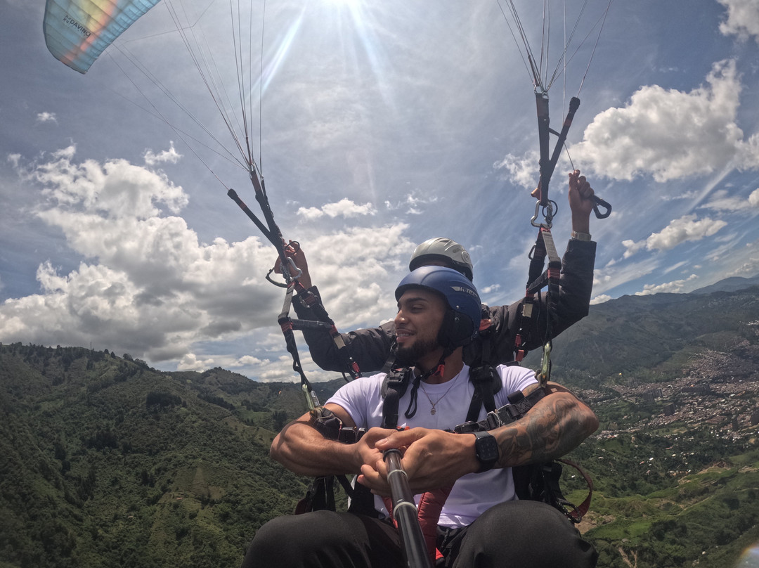 Vuelos Parapente Medellin-麦德林必去景点