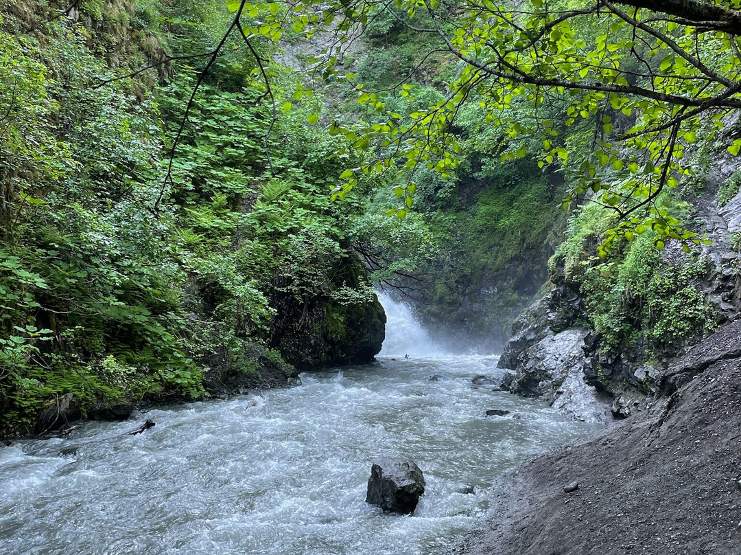 Thunderbird Falls-安克雷奇必去景点